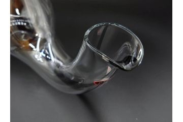 未使用品　オーストリア　RIEDEL(リーデル)　エスカルゴ　職人による繊細な技法とデザインが美しいデカンタ(デキャンタ、酒器、箱付き)(R-073039)