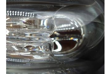 未使用品　オーストリア　RIEDEL(リーデル)　エスカルゴ　職人による繊細な技法とデザインが美しいデカンタ(デキャンタ、酒器、箱付き)(R-073039)