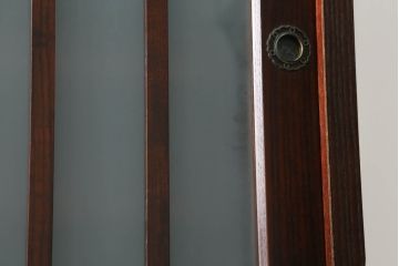 中古　美品　筑後民芸　上質な和の雰囲気を高める茶箪笥(茶棚、戸棚、収納棚、食器棚、整理箪笥、収納箪笥、チェスト、キャビネット、引き出し、和箪笥)(R-073045)