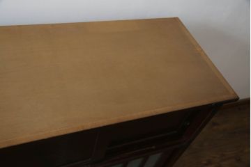 中古　美品　筑後民芸　脚(台輪)付きリメイク　上質な和の雰囲気を高めるサイドボード(戸棚、収納棚、サイドキャビネット)(R-073046)
