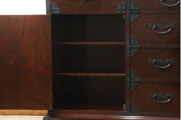 中古　美品　筑後民芸　天板リメイク　上質な和の雰囲気を高めるサイドボード(戸棚、収納箪笥、整理箪笥、サイドチェスト、引き出し、和箪笥)(R-073047)
