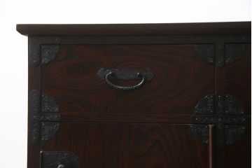 中古　美品　筑後民芸　天板リメイク　上質な和の雰囲気を高めるサイドボード(戸棚、収納箪笥、整理箪笥、サイドチェスト、引き出し、和箪笥)(R-073047)