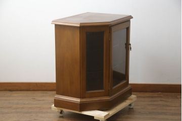中古　美品　希少な絶版品!!　カリモク　domani(ドマーニ)　PROCEED(プロシード)コレクション　品のある佇まいでお部屋を引き立てるサイドキャビネット(飾り棚、収納棚)(R-073052)