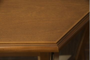 中古　美品　希少な絶版品!!　カリモク　domani(ドマーニ)　PROCEED(プロシード)コレクション　品のある佇まいでお部屋を引き立てるサイドキャビネット(飾り棚、収納棚)(R-073053)