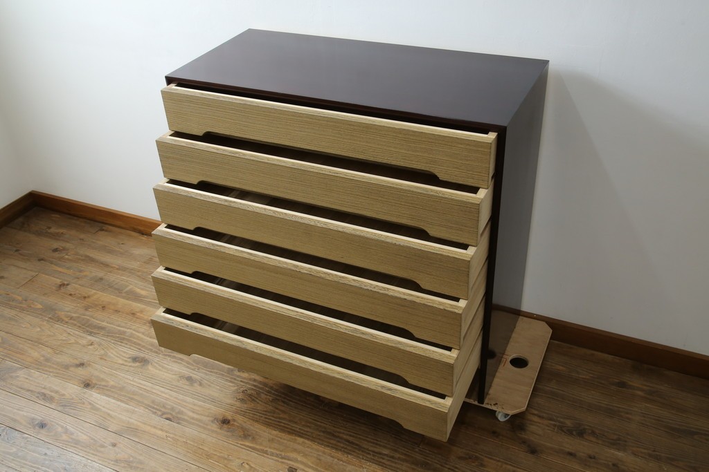 中古　美品　伝統工芸品　箪笥の松本　100巾チェスト　6重　脚付きでモダンな加茂総桐箪笥　定価約44万円　(R-073086)