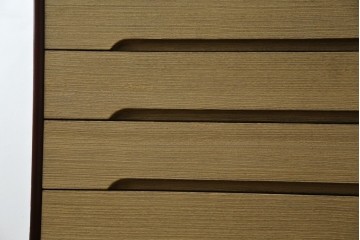 中古　美品　伝統工芸品　箪笥の松本　100巾チェスト　6重　脚付きでモダンな加茂総桐箪笥　定価約44万円　(R-073086)