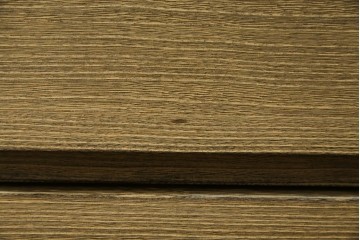 中古　美品　伝統工芸品　箪笥の松本　100巾チェスト　6重　脚付きでモダンな加茂総桐箪笥　定価約44万円　(R-073086)