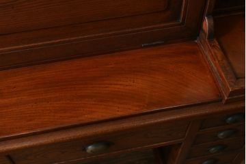 和製アンティーク　最高級!!　総欅(ケヤキ)材　漆塗り　特注　激レア!贅沢な造りと上質な材質が目を惹くライティングビューロー(ワークデスク、簿記机、収納棚、戸棚、在宅用、在宅ワーク用、引き出し)(R-073091)