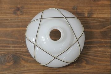 アンティーク照明　セルロイド装飾　昭和レトロな雰囲気が漂う天井照明(吊り下げ照明、ペンダントライト、シェード)(R-073096)