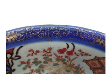 江戸〜明治　冨貴長春　古伊万里　金彩　色絵　染付　約26cm　8.4寸　鮮やかな色合いと迫力のある獅子が目を惹く大鉢(深鉢、和皿、和食器、共箱付き、八寸四分)(R-073099)