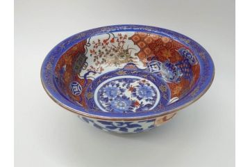 江戸〜明治　冨貴長春　古伊万里　金彩　色絵　染付　約29cm　9.4寸　鮮やかな色合いと迫力のある獅子が目を惹く大鉢(深鉢、和皿、和食器、共箱付き、九寸四分)(R-073100)