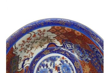 江戸〜明治　冨貴長春　古伊万里　金彩　色絵　染付　約29cm　9.4寸　鮮やかな色合いと迫力のある獅子が目を惹く大鉢(深鉢、和皿、和食器、共箱付き、九寸四分)(R-073100)