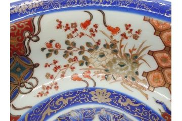 江戸〜明治　冨貴長春　古伊万里　金彩　色絵　染付　約29cm　9.4寸　鮮やかな色合いと迫力のある獅子が目を惹く大鉢(深鉢、和皿、和食器、共箱付き、九寸四分)(R-073100)