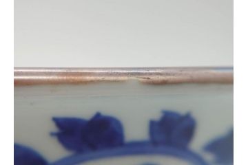 江戸〜明治　冨貴長春　古伊万里　金彩　色絵　染付　約29cm　9.4寸　鮮やかな色合いと迫力のある獅子が目を惹く大鉢(深鉢、和皿、和食器、共箱付き、九寸四分)(R-073100)