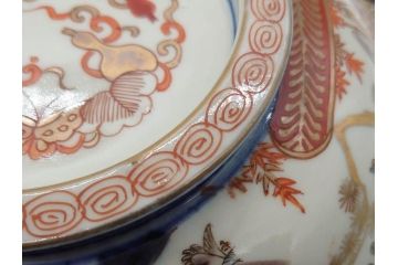 幕末〜明治　古伊万里　色絵　金彩　染付　鶴　約23cm　7.5寸　繊細に描かれた絵柄にこだわりを感じる蓋物(大平、深鉢、深皿、和食器、七寸五分)(R-073101)