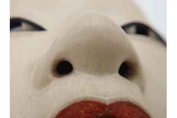 無形文化財　能面師　長澤氏春　木彫　彩色　職人による緻密な彫りが見事な小面(お面、木製、共箱付き)(R-073102)