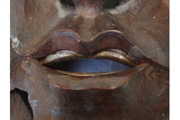 時代物　木製　般若　男面　それぞれ違った表情が魅力的なお面3個セット(神楽面、能面、古面、木彫)(R-073103)