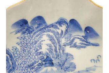 江戸後期〜幕末　伊万里　染付　山水図　約16cm　5.1寸　金の縁と爽やかな藍色が魅力のなます皿3枚セット(中皿、深皿、和皿、和食器、五寸一分)(R-073104)