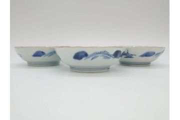 江戸後期〜幕末　伊万里　染付　山水図　約16cm　5.1寸　金の縁と爽やかな藍色が魅力のなます皿3枚セット(中皿、深皿、和皿、和食器、五寸一分)(R-073105)