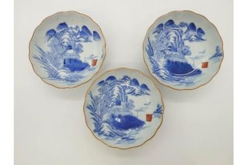 江戸後期〜幕末　伊万里　染付　山水図　約16cm　5.1寸　金の縁と爽やかな藍色が魅力のなます皿3枚セット(中皿、深皿、和皿、和食器、五寸一分)(R-073107)