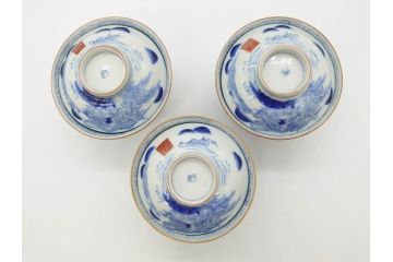 江戸期　伊万里　染付　山水図　約11cm　3.5寸　爽やかな色合いが素敵な蓋付き茶碗3客セット(和食器、三寸五分)(R-073110)