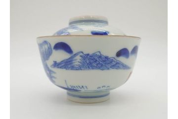江戸期　伊万里　染付　山水図　約11cm　3.5寸　爽やかな色合いが素敵な蓋付き茶碗3客セット(和食器、三寸五分)(R-073110)