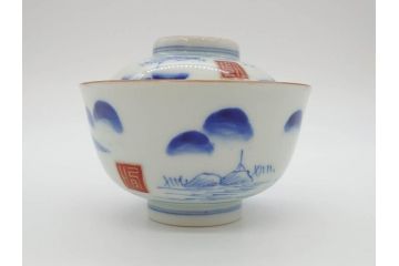 江戸期　伊万里　染付　山水図　約11cm　3.5寸　爽やかな色合いが素敵な蓋付き茶碗3客セット(和食器、三寸五分)(R-073110)