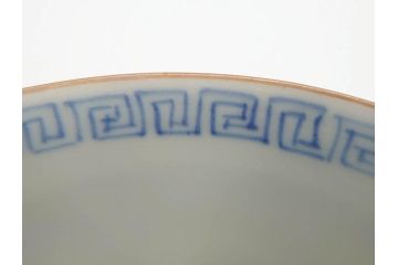 江戸期　伊万里　染付　山水図　約11cm　3.5寸　爽やかな色合いが素敵な蓋付き茶碗3客セット(和食器、三寸五分)(R-073110)