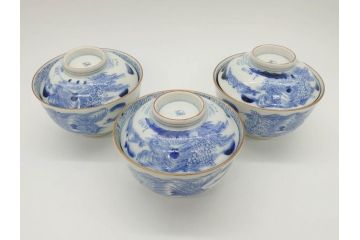 江戸期　伊万里　染付　山水図　約11cm　3.5寸　爽やかな色合いが素敵な蓋付き茶碗3客セット(和食器、三寸五分)(R-073111)