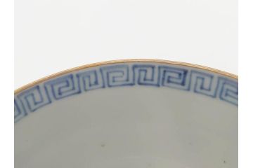 江戸期　伊万里　染付　山水図　約11cm　3.5寸　爽やかな色合いが素敵な蓋付き茶碗3客セット(和食器、三寸五分)(R-073111)
