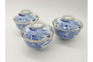 江戸期　伊万里　染付　山水図　約11cm　3.4寸　爽やかな色合いが素敵な蓋付き茶碗3客セット(和食器、三寸四分)(R-073112)