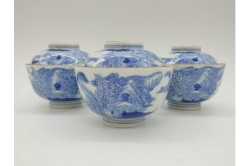江戸期　伊万里　染付　山水図　約11cm　3.4寸　爽やかな色合いが素敵な蓋付き茶碗3客セット(和食器、三寸四分)(R-073112)