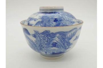 江戸期　伊万里　染付　山水図　約11cm　3.4寸　爽やかな色合いが素敵な蓋付き茶碗3客セット(和食器、三寸四分)(R-073112)
