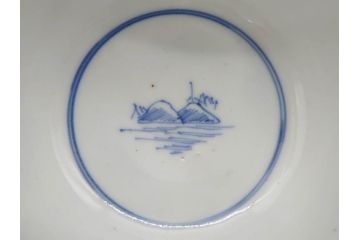 江戸期　伊万里　染付　山水図　約11cm　3.4寸　爽やかな色合いが素敵な蓋付き茶碗3客セット(和食器、三寸四分)(R-073112)
