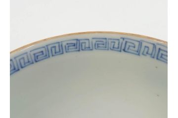 江戸期　伊万里　染付　山水図　約11cm　3.4寸　爽やかな色合いが素敵な蓋付き茶碗3客セット(和食器、三寸四分)(R-073112)