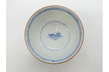 江戸期　伊万里　染付　山水図　約11cm　3.5寸　爽やかな色合いが素敵な蓋付き茶碗3客セット(和食器、三寸五分)(R-073113)