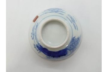 江戸期　伊万里　染付　山水図　約11cm　3.5寸　爽やかな色合いが素敵な蓋付き茶碗3客セット(和食器、三寸五分)(R-073113)