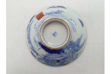 江戸期　伊万里　染付　山水図　約11cm　3.5寸　爽やかな色合いが素敵な蓋付き茶碗3客セット(和食器、三寸五分)(R-073113)