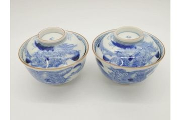 江戸期　伊万里　染付　山水図　約11cm　3.5寸　爽やかな色合いが素敵な蓋付き茶碗2客セット(和食器、三寸五分)(R-073114)
