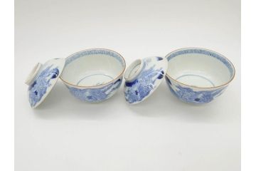 江戸期　伊万里　染付　山水図　約11cm　3.5寸　爽やかな色合いが素敵な蓋付き茶碗2客セット(和食器、三寸五分)(R-073114)