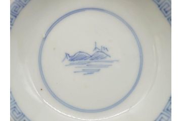 江戸期　伊万里　染付　山水図　約11cm　3.5寸　爽やかな色合いが素敵な蓋付き茶碗2客セット(和食器、三寸五分)(R-073114)