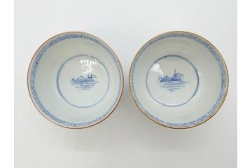 江戸期　伊万里　染付　山水図　約11cm　3.5寸　爽やかな色合いが素敵な蓋付き茶碗2客セット(和食器、三寸五分)(R-073115)
