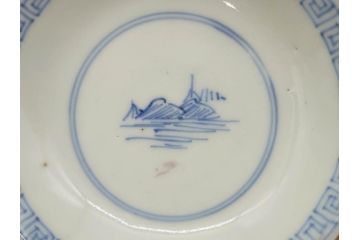 江戸期　伊万里　染付　山水図　約11cm　3.5寸　爽やかな色合いが素敵な蓋付き茶碗2客セット(和食器、三寸五分)(R-073115)