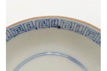 江戸期　伊万里　染付　山水図　約11cm　3.5寸　爽やかな色合いが素敵な蓋付き茶碗2客セット(和食器、三寸五分)(R-073115)