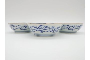 江戸期　伊万里　染付　金彩　山水図　約15cm　4.9寸　上質な和の雰囲気を醸し出すなます皿3枚セット(中皿、和皿、和食器、四寸九分)(R-073118)