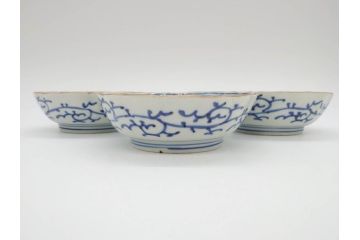 江戸期　伊万里　染付　金彩　山水図　約15cm　4.9寸　上質な和の雰囲気を醸し出すなます皿3枚セット(中皿、和皿、和食器、四寸九分)(R-073119)