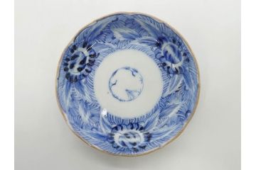 江戸期　伊万里　染付　線描　花唐草　松竹梅文　約10cm　3.3寸　一筆一筆丁寧な職人の絵付けが見事な小皿5枚セット(和皿、和食器、三寸三分)(R-073121)