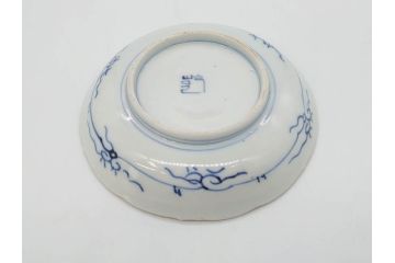 江戸期　伊万里　染付　線描　花唐草　松竹梅文　約10cm　3.3寸　一筆一筆丁寧な職人の絵付けが見事な小皿5枚セット(和皿、和食器、三寸三分)(R-073121)