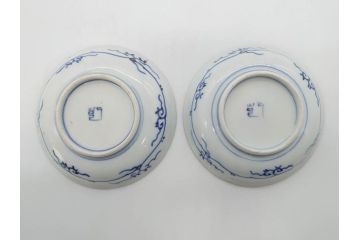 江戸期　伊万里　染付　線描　花唐草　松竹梅文　約10cm　3.3寸　一筆一筆丁寧な職人の絵付けが見事な小皿5枚セット(和皿、和食器、三寸三分)(R-073121)