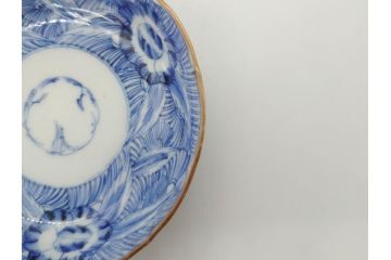 江戸期　伊万里　染付　線描　花唐草　松竹梅文　約10cm　3.2寸　一筆一筆丁寧な職人の絵付けが見事な小皿5枚セット(和皿、和食器、三寸二分)(R-073122)